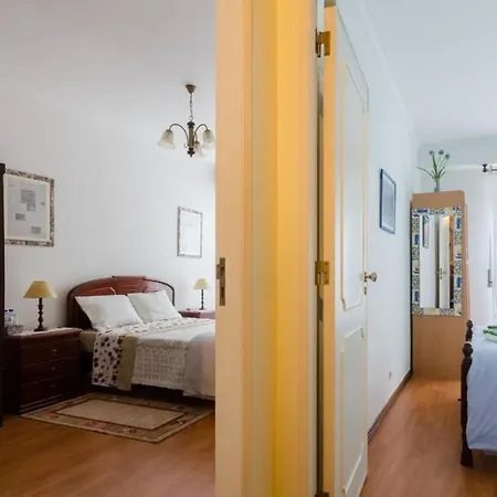 Apartman Quarto Duplo Em Lisboa *
